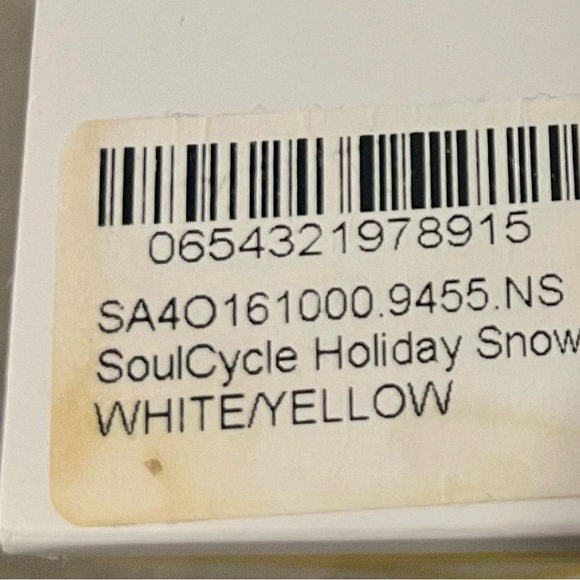 Soulcycle Vintage Holiday Snowglobe!  Very rare find for your SC enthusiast - Picture 10 of 10